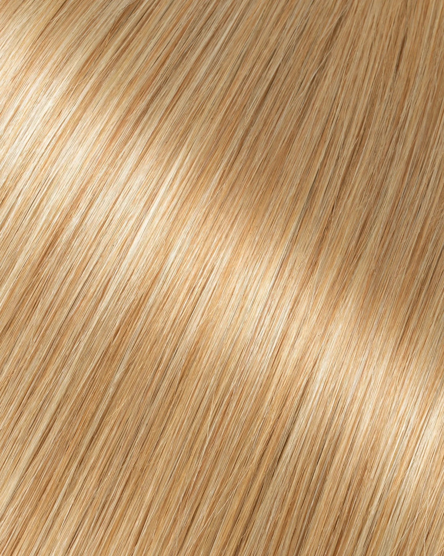 7PC CLIP-IN  22" #613, 4/27, 4/613, 6/613, 18/22 - Bronze Blonde with Platinum Blonde #6/613